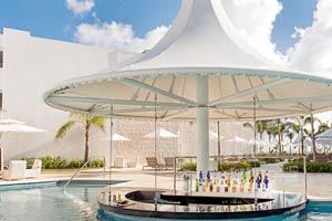MANGOS SWIM-UP BAR - Azul Beach Resort Punta Cana - All Inclusive Beach Resort